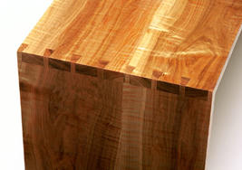 Katrina Bench